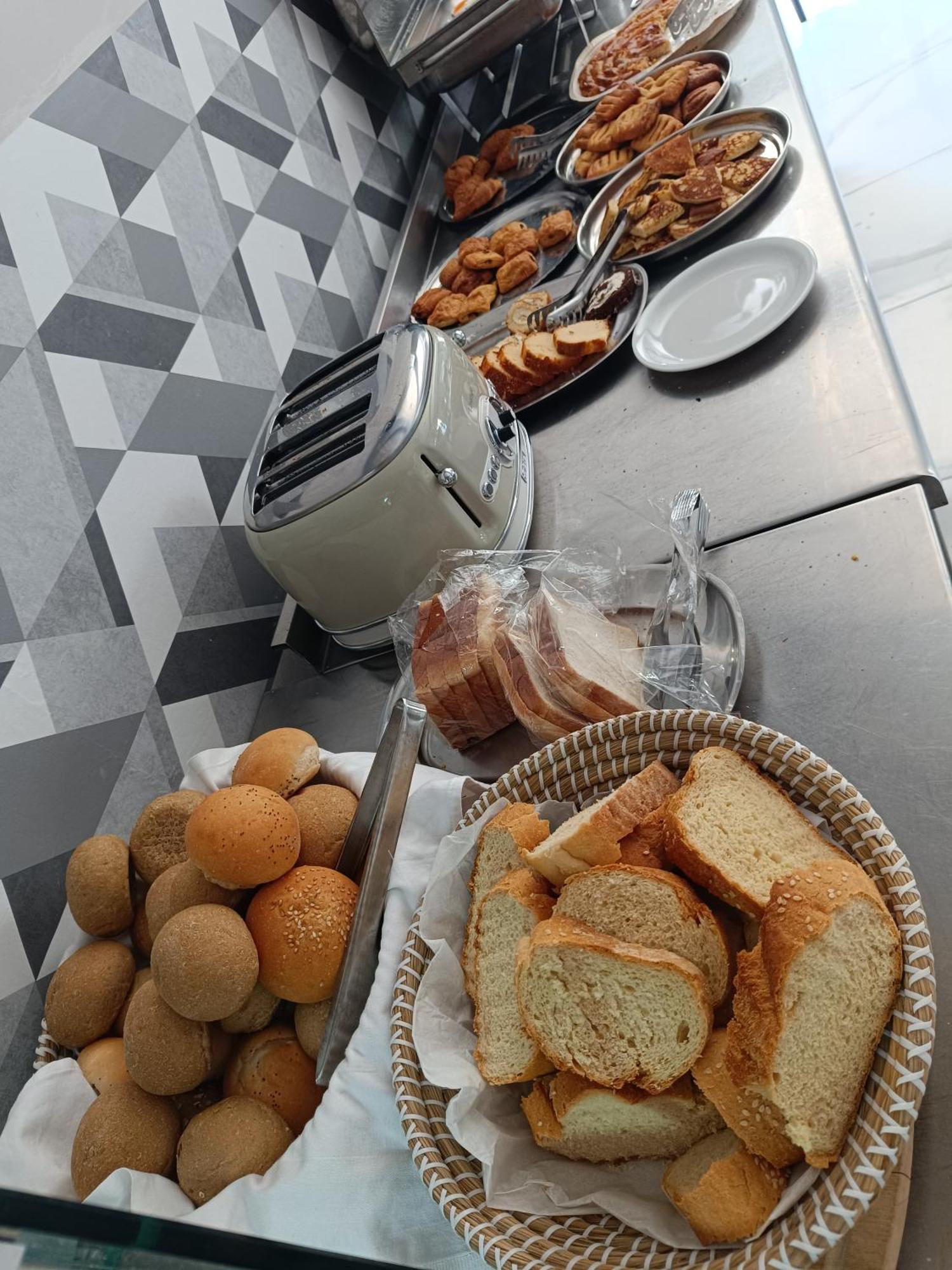Sotirakis Hotel 2*